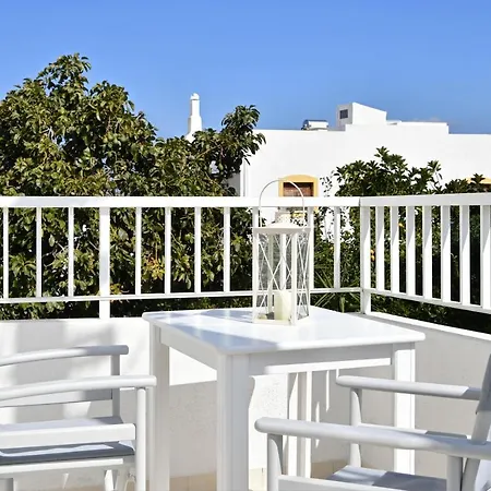 Two Bedroom House - Paroikia Apartment
