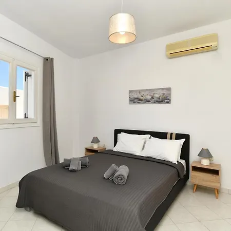 Two Bedroom House - Paroikia Apartment *